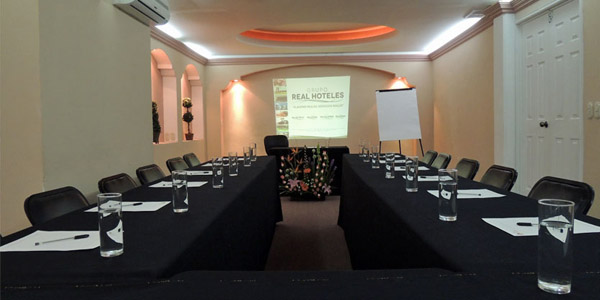 Salon Hotel Real Catedral